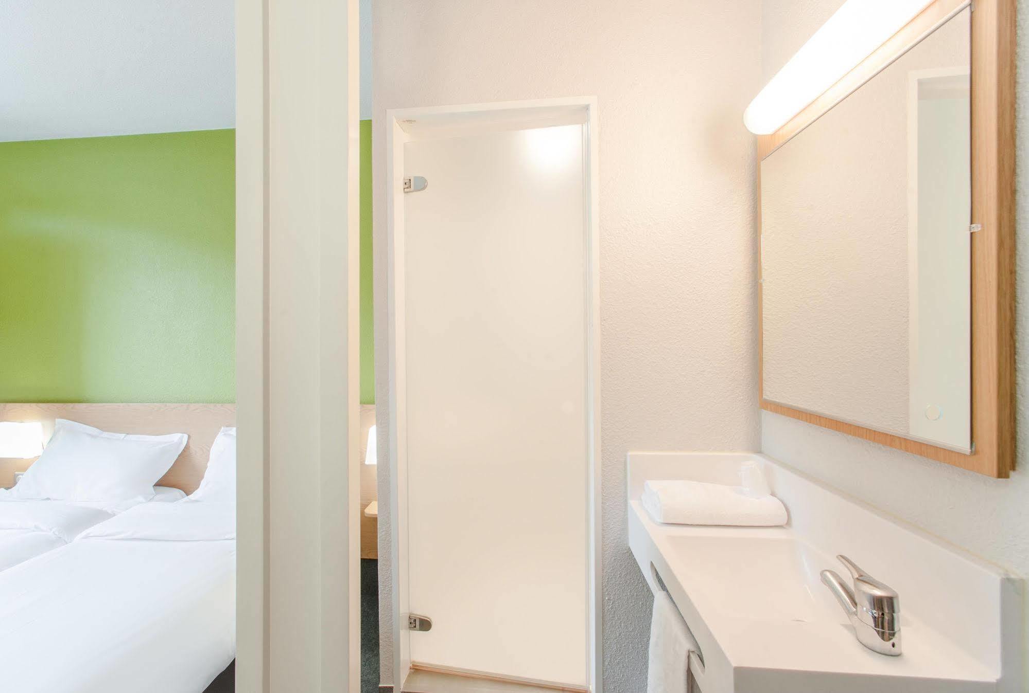 B&B Hotel Antibes Sophia Le Relais Biot Exterior photo